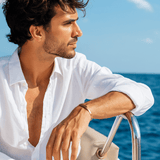 Narukvica u zlatnom tonu