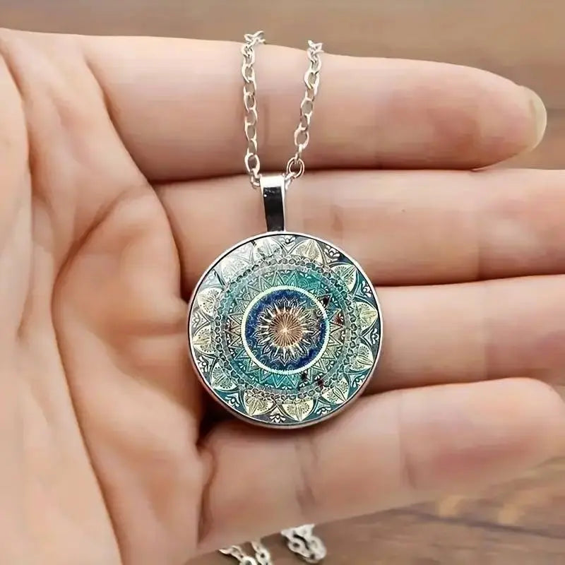 Elegantna okrugla plava ogrlica mandala